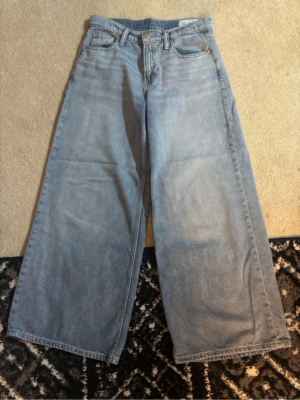 NEW GAP baggy midrise jeans  Size 27 short 26.5 inseam